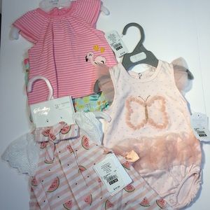 Lot of three baby girl summer outfits 3 months